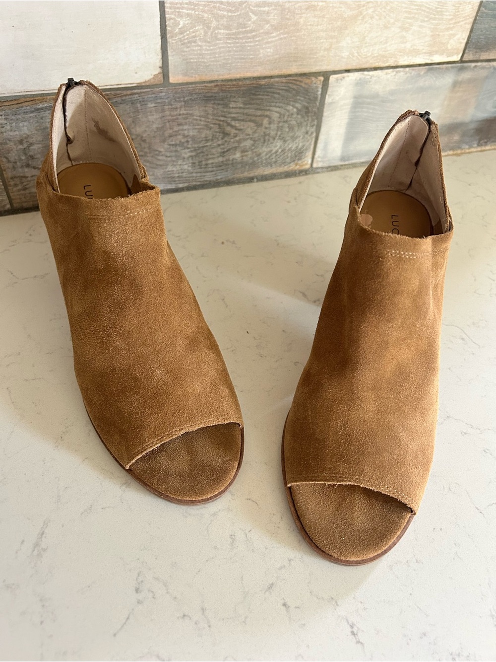 🍀Lucky Brand Kalli Tan Oiled Suede Open-Toe Block Heel Mule Ankle Booties - Picture 7 of 11